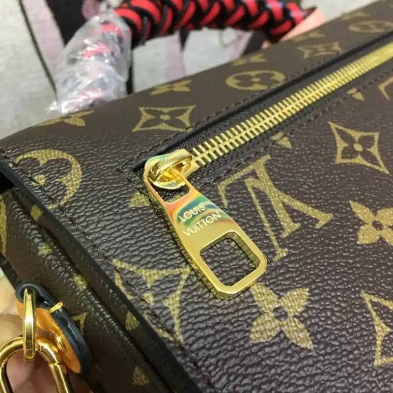 Fashionrep LV Bags 19B570297