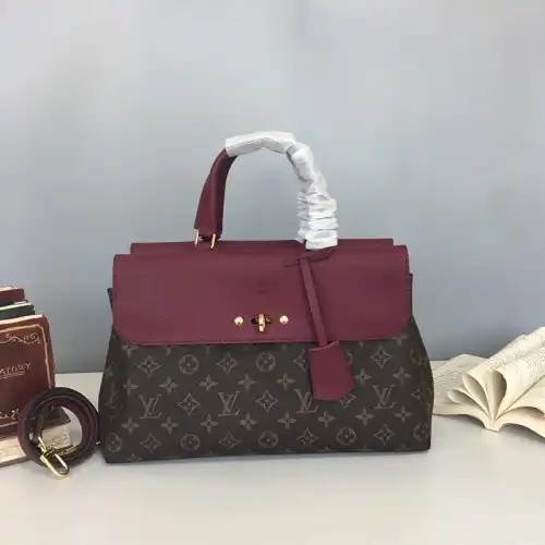 LV Bags 19B570309