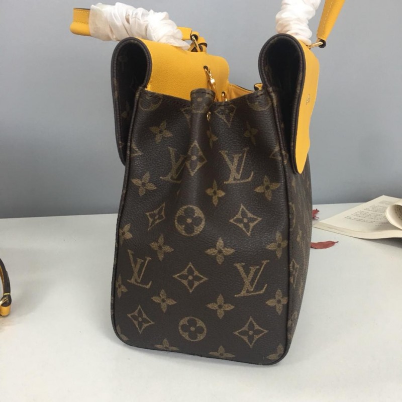 FASH LOUIS VUITTON Bags 19B570310