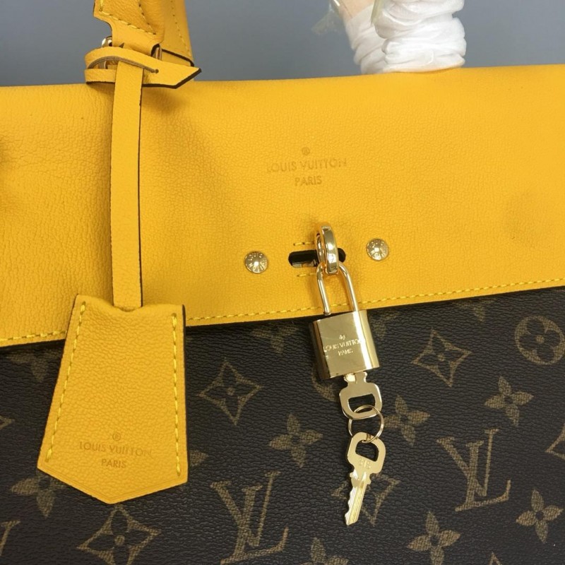 FASH LOUIS VUITTON Bags 19B570310