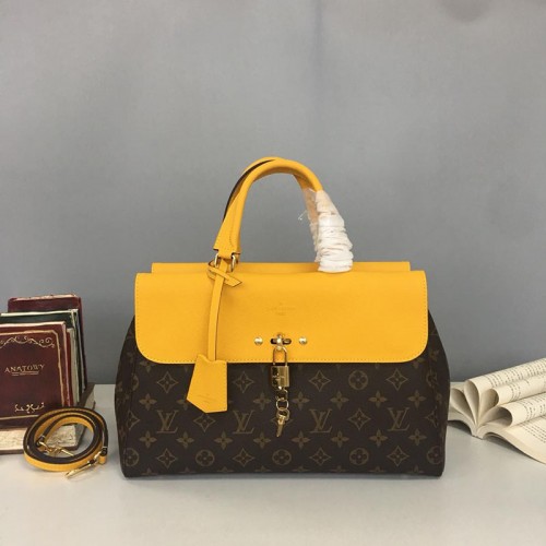 FASH LOUIS VUITTON Bags 19B570310