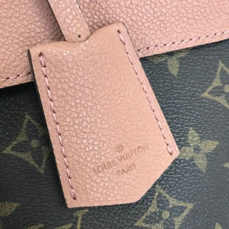 LV Bags 19B570311