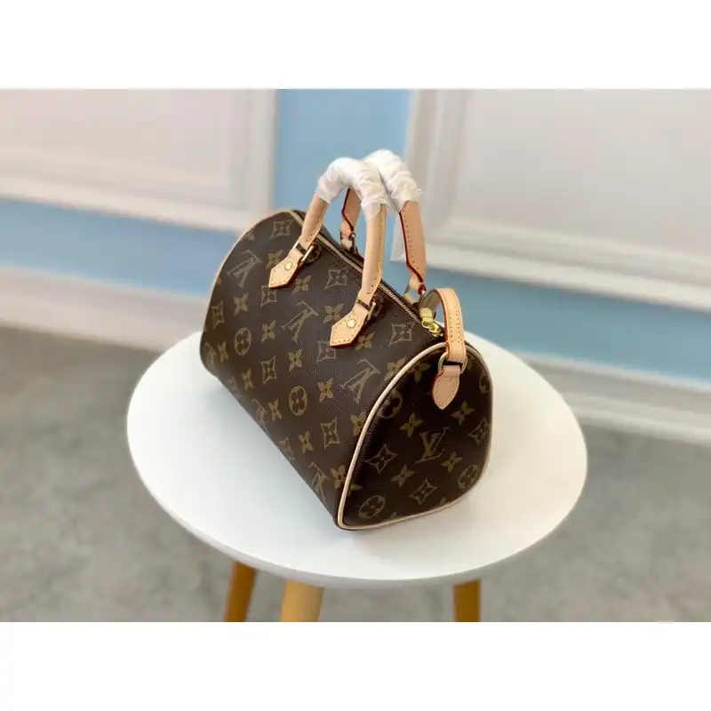 LV Bags 19B570319