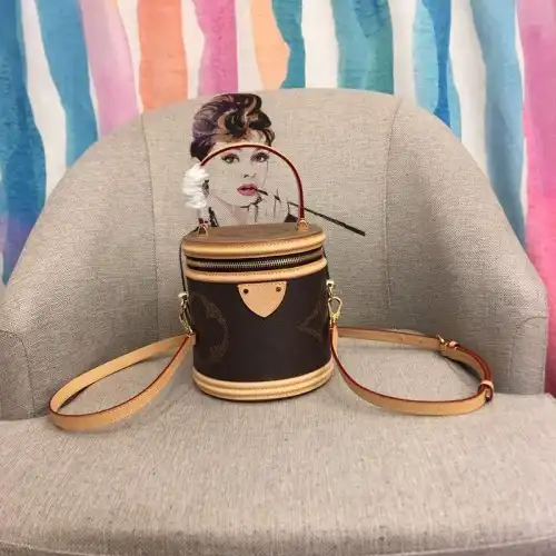 Fashionrepsfam ru LV Bags 19B570324