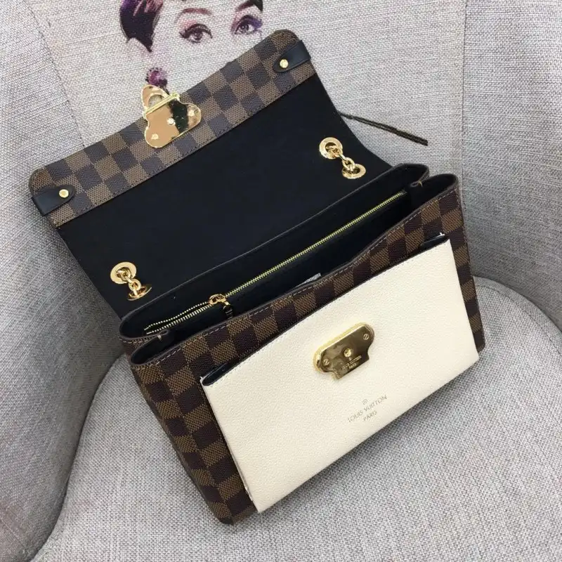 LV Bags 19B570328