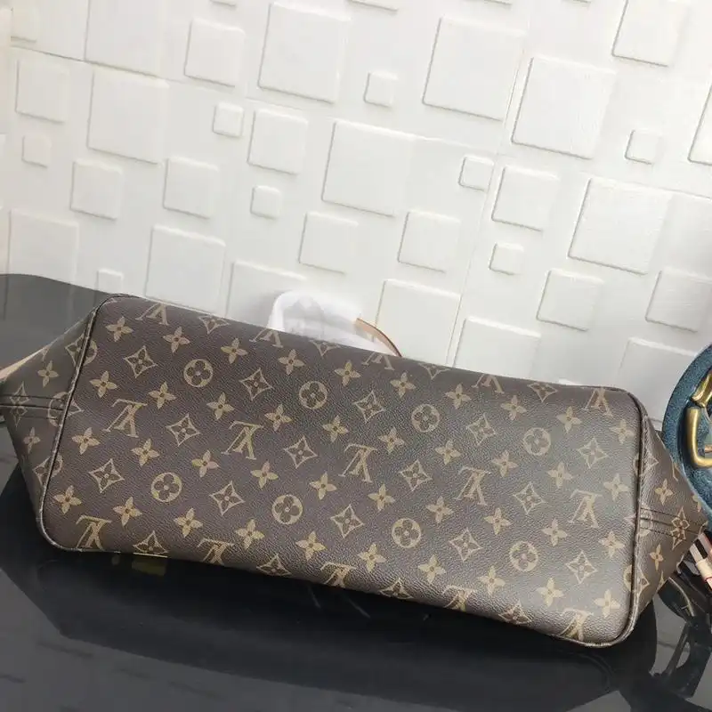 LV Bags 19B570331