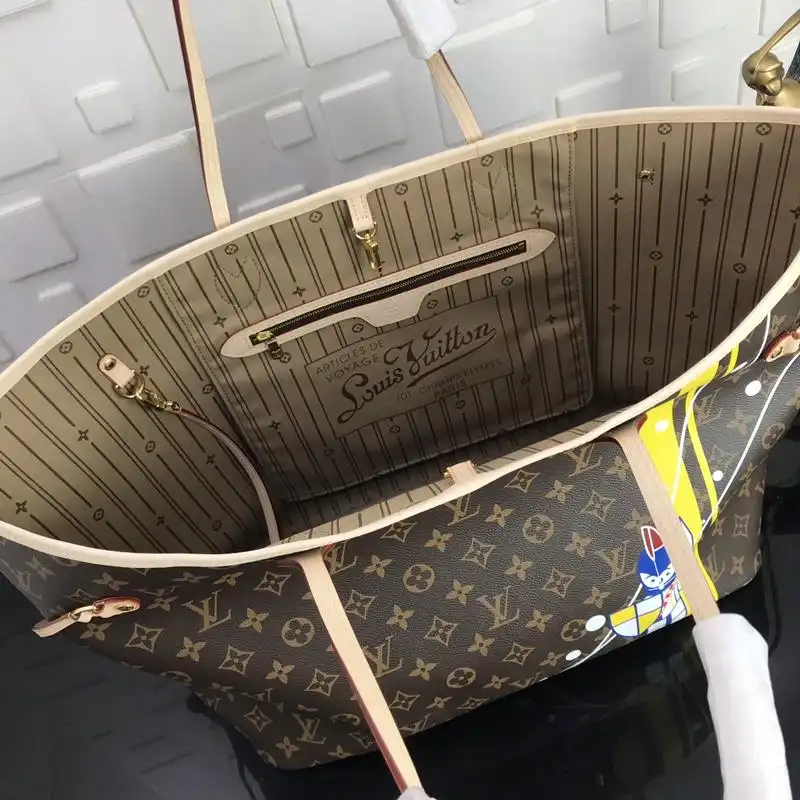 LV Bags 19B570331