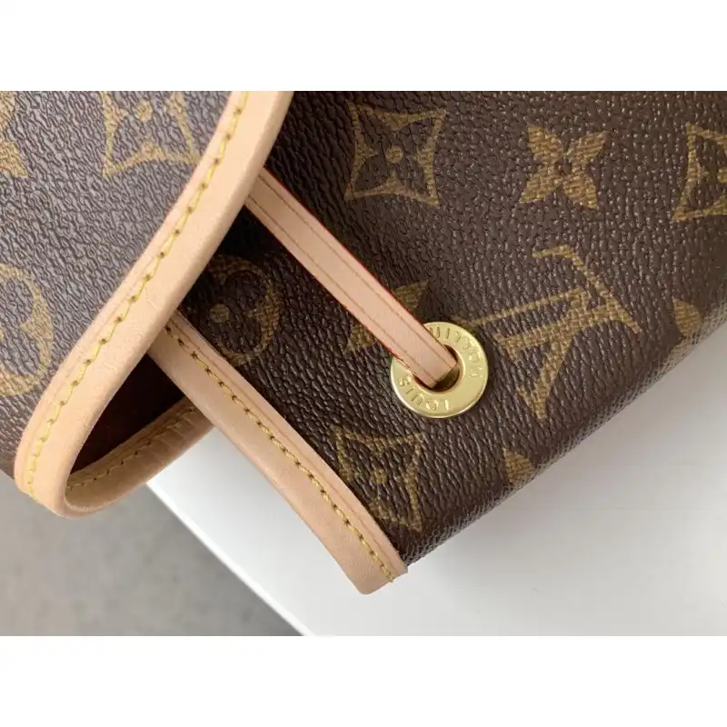 LV Bags 19B570332