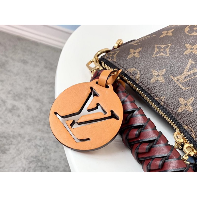 FASH LOUIS VUITTON Bags 19B570333