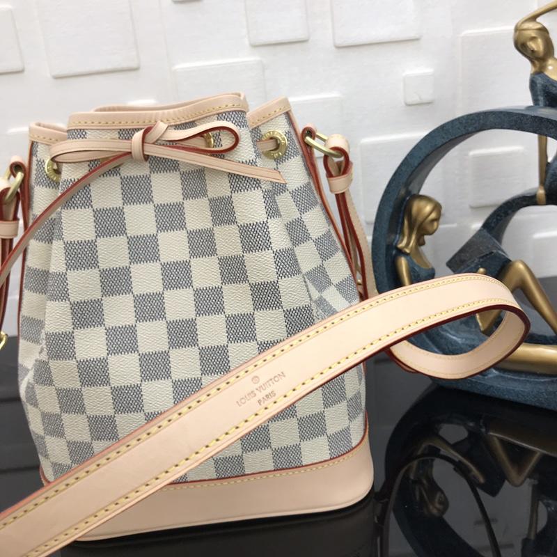 FASH LOUIS VUITTON Bags 19B570334