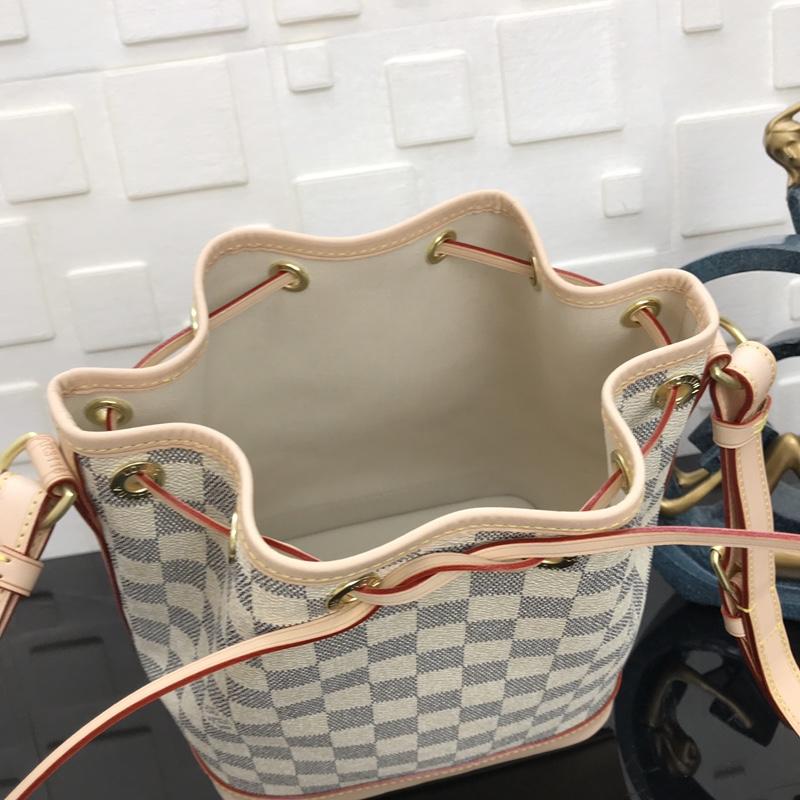 FASH LOUIS VUITTON Bags 19B570334