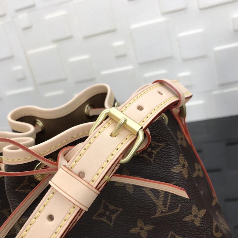 FASH LOUIS VUITTON Bags 19B570335