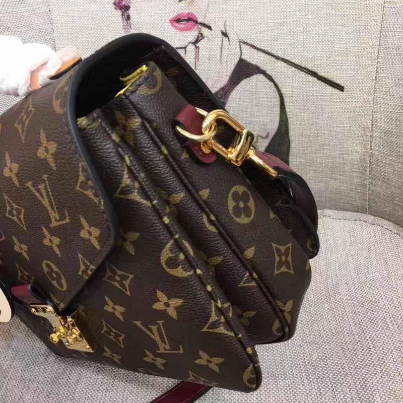 FASH LOUIS VUITTON Bags 19B570337