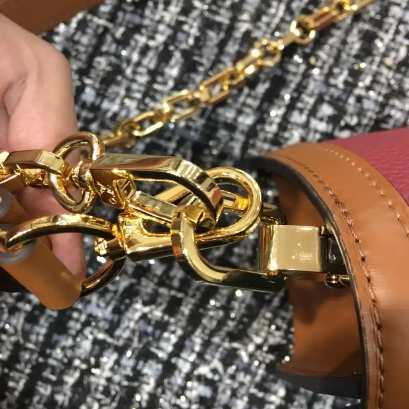 Fashionrep LV Bags 19B570342