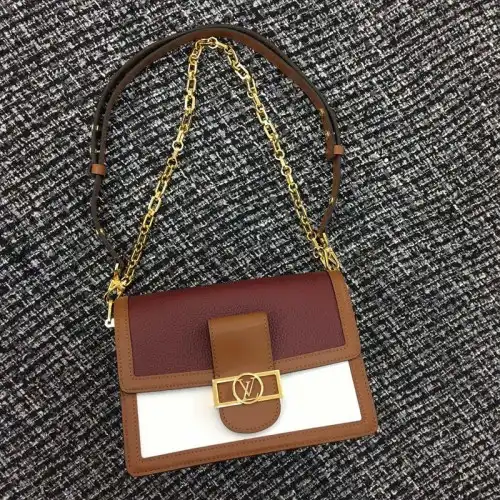 LV Bags 19B570349