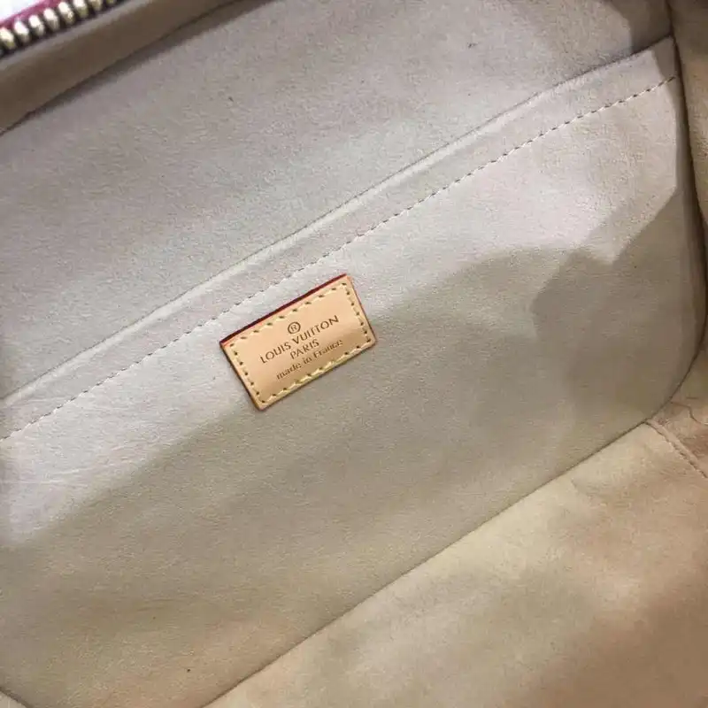 LV Bags 19B570359