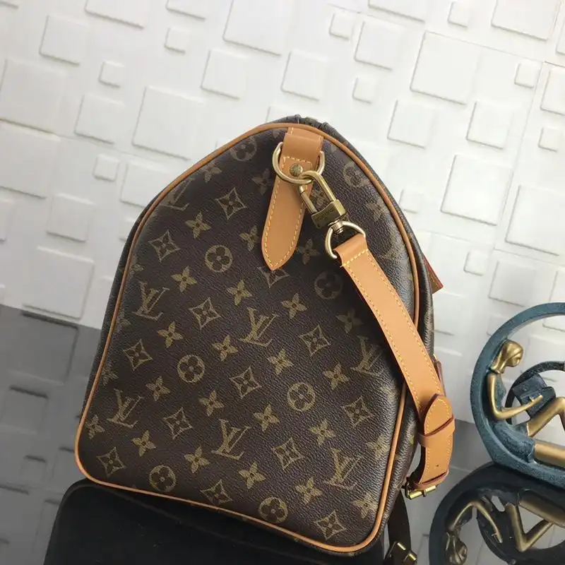 FASH LOUIS VUITTON Bags 19B570360