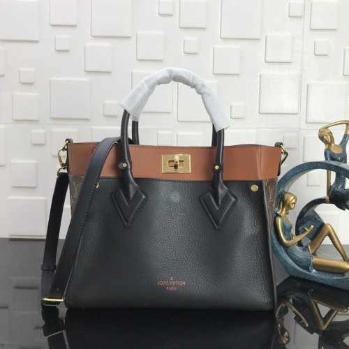 FASH LOUIS VUITTON Bags 19B570362