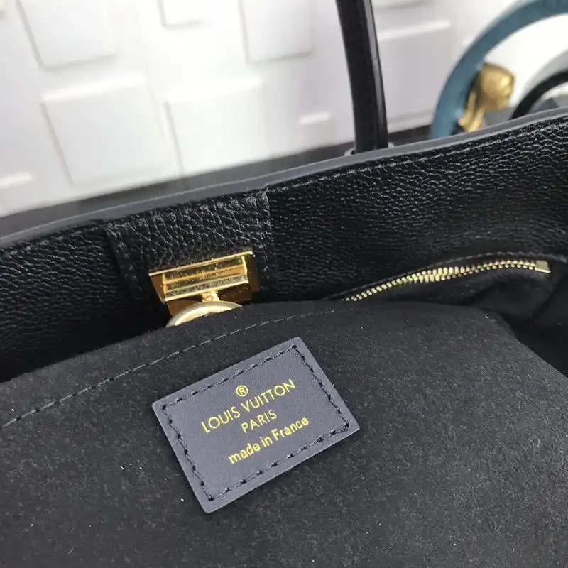 LV Bags 19B570363