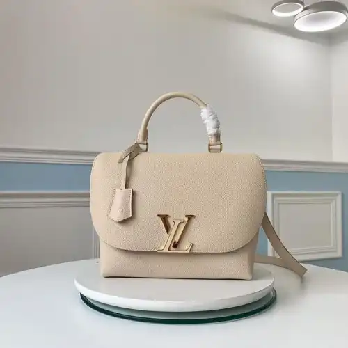 LV Bags 19B570366