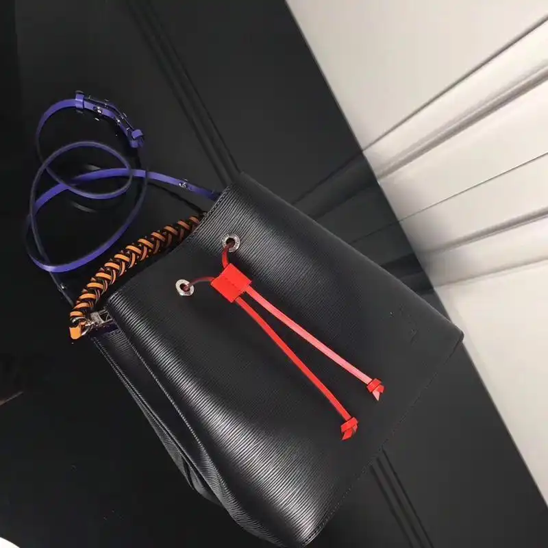 Fashionrepsfam ru LV Bags 19B570367