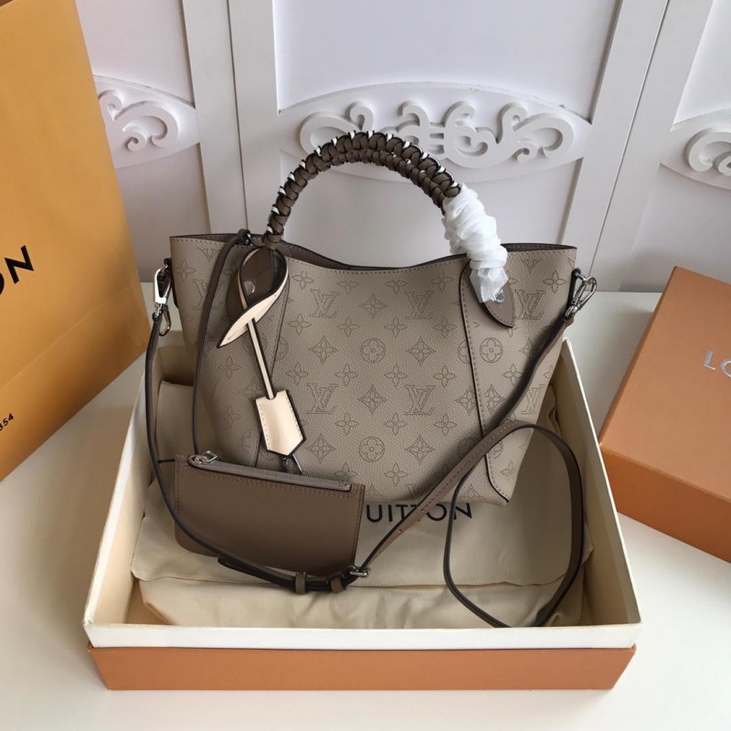 FASH LOUIS VUITTON Bags 19B570373