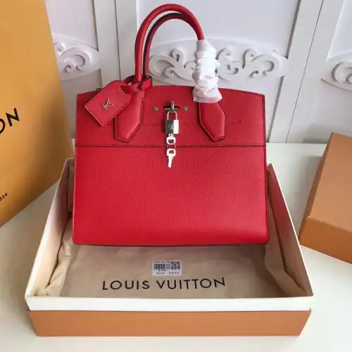 LV Bags 19B570377