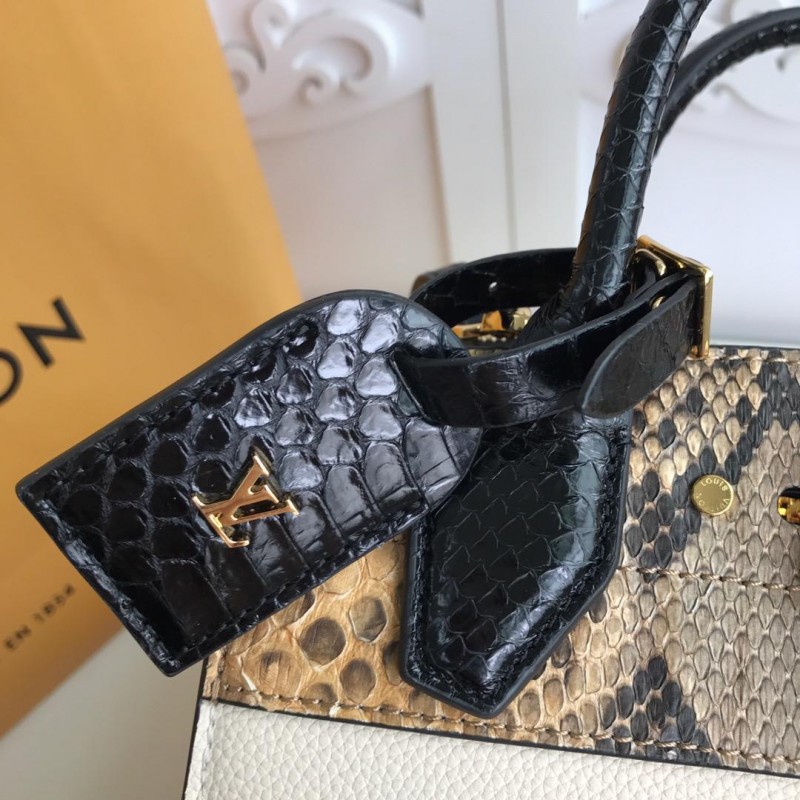 FASH LOUIS VUITTON Bags 19B570379