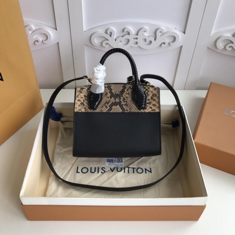 FASH LOUIS VUITTON Bags 19B570380