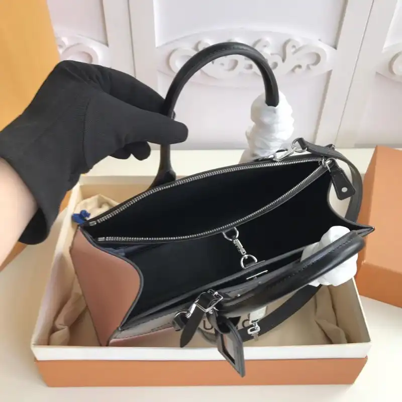 Fashionrep LV Bags 19B570381