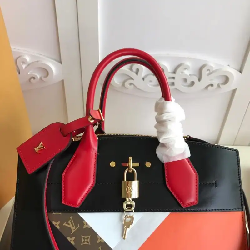 Official FashionRep LV Bags 19B570382