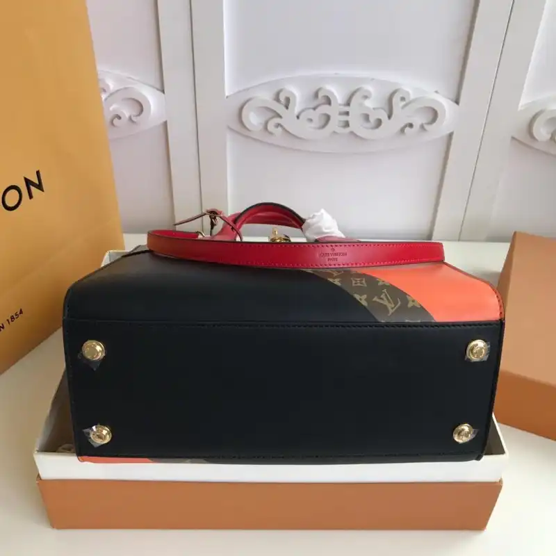 Official FashionRep LV Bags 19B570382