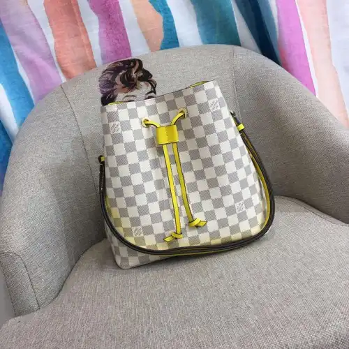 Fashionrepsfam ru LV Bags 19B570394