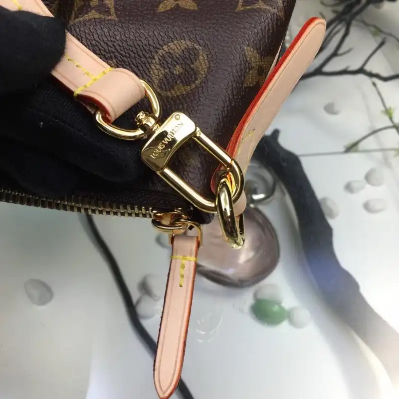 LV Bags 19B570397