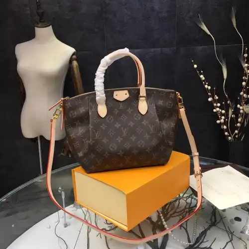 LV Bags 19B570397