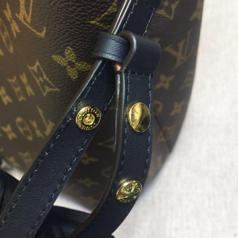 FASH LOUIS VUITTON Bags 19B570400