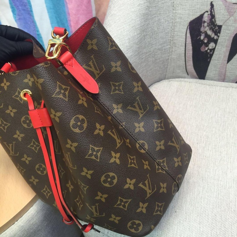 FASH LOUIS VUITTON Bags 19B570401