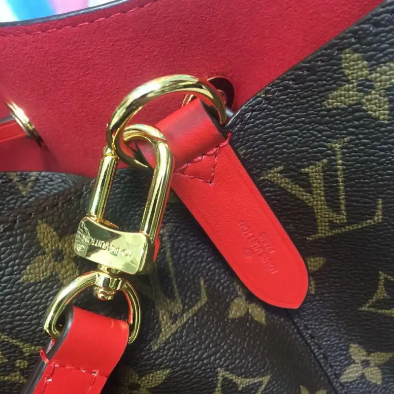 LV Bags 19B570401