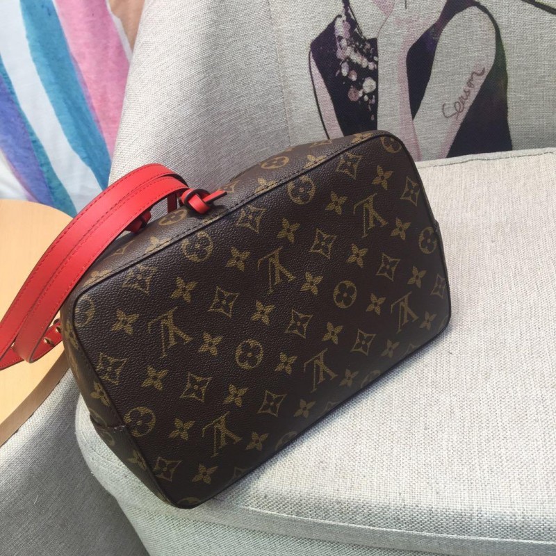 FASH LOUIS VUITTON Bags 19B570401