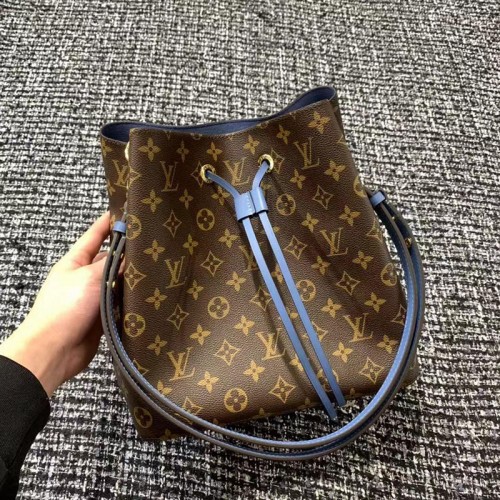 FASH LOUIS VUITTON Bags 19B570403