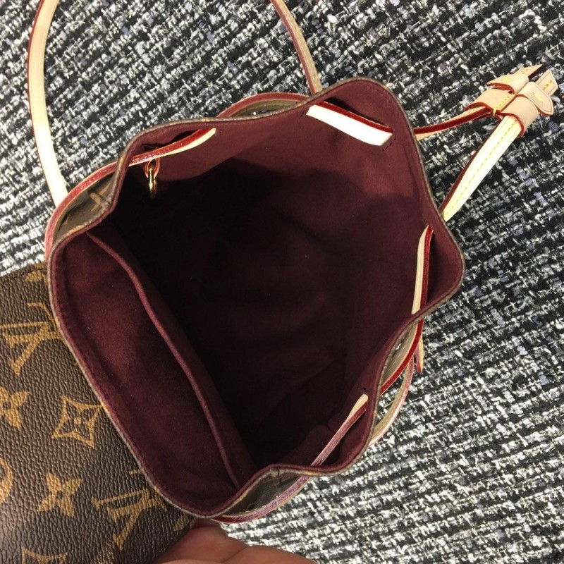 FASH LOUIS VUITTON Bags 19B570405