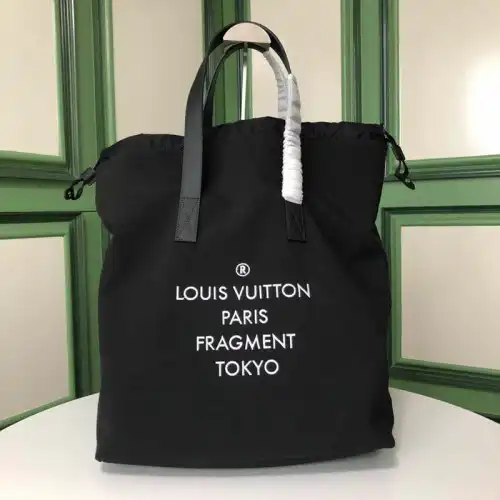 LV Bags 19B570409