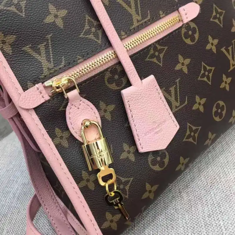 LV Bags 19B570414