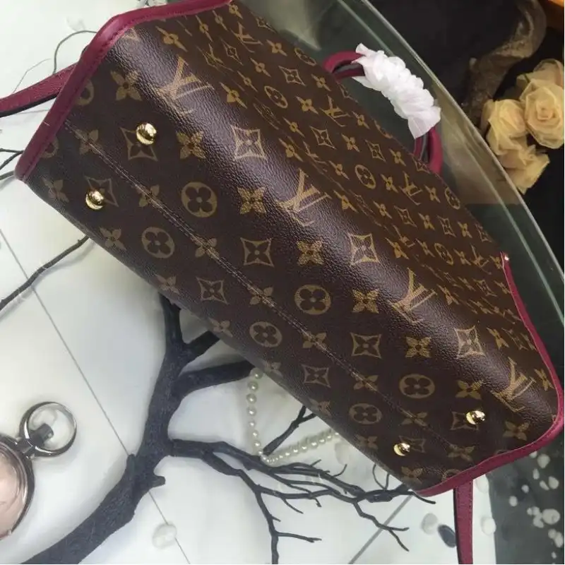 LV Bags 19B570417