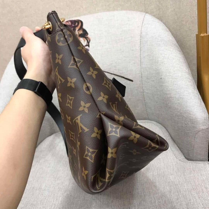 FASH LOUIS VUITTON Bags 19B570427