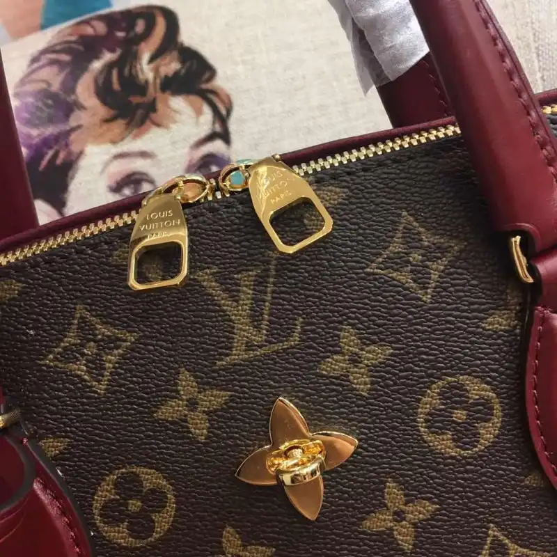 LV Bags 19B570429