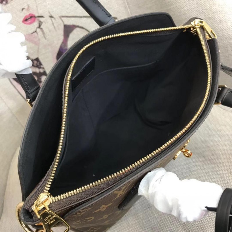 FASH LOUIS VUITTON Bags 19B570430