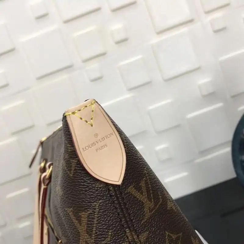 LV Bags 19B5790006