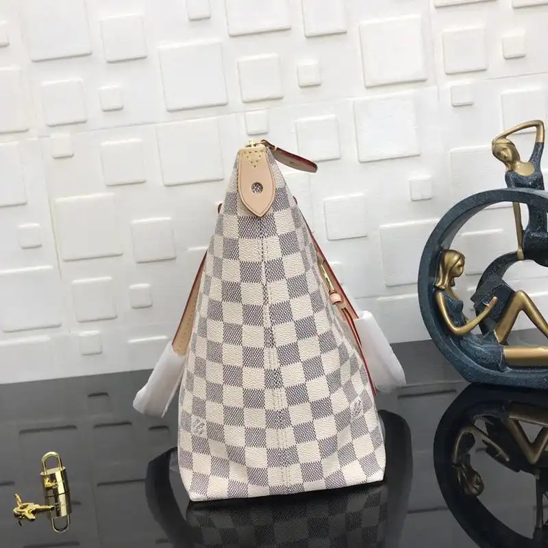 LV Bags 19B5790007