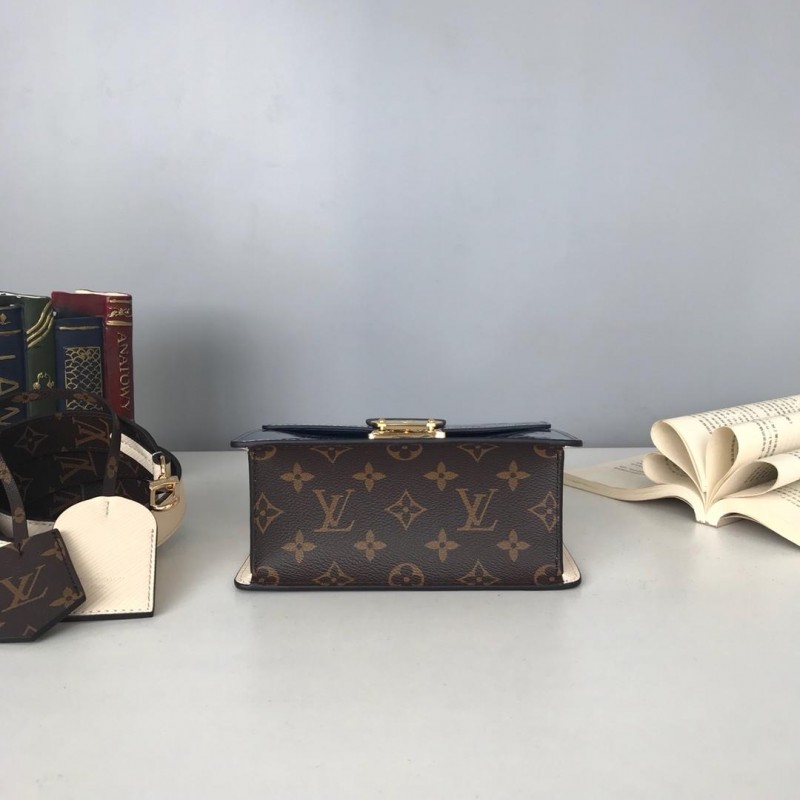 FASH LOUIS VUITTON Bags 19B5790018